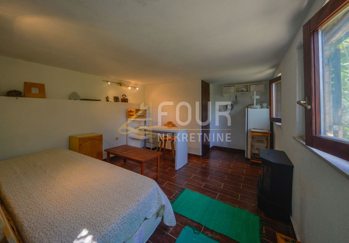 Zvečaj, Duga Resa, 80m2