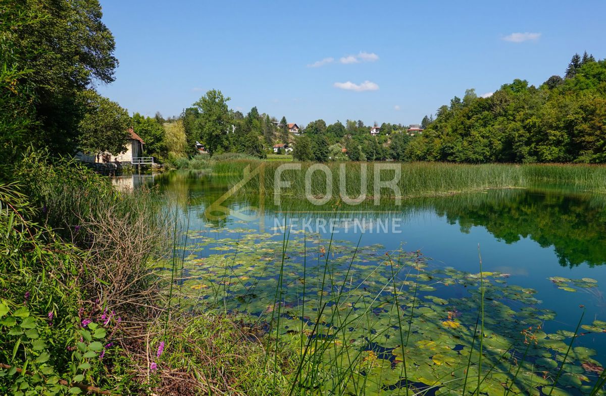 Zvečaj, Duga Resa, 80m2