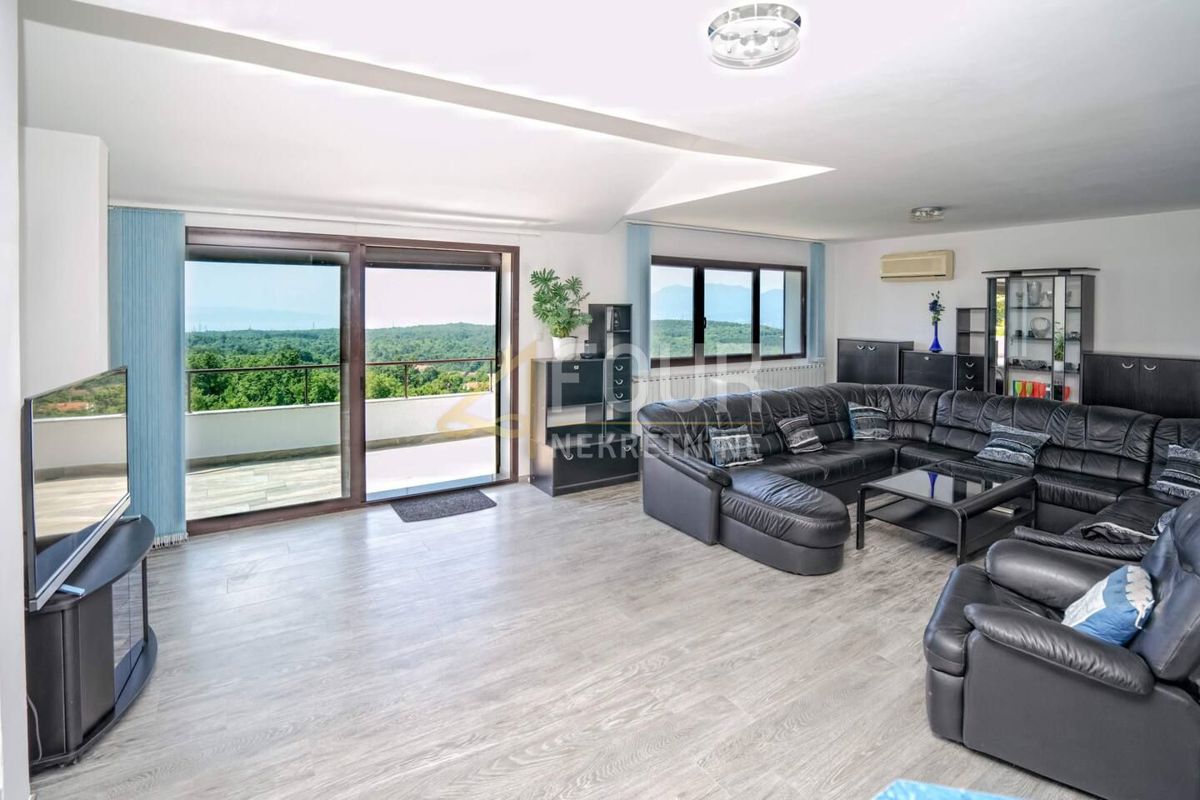 Saršoni, Viškovo, 300m2