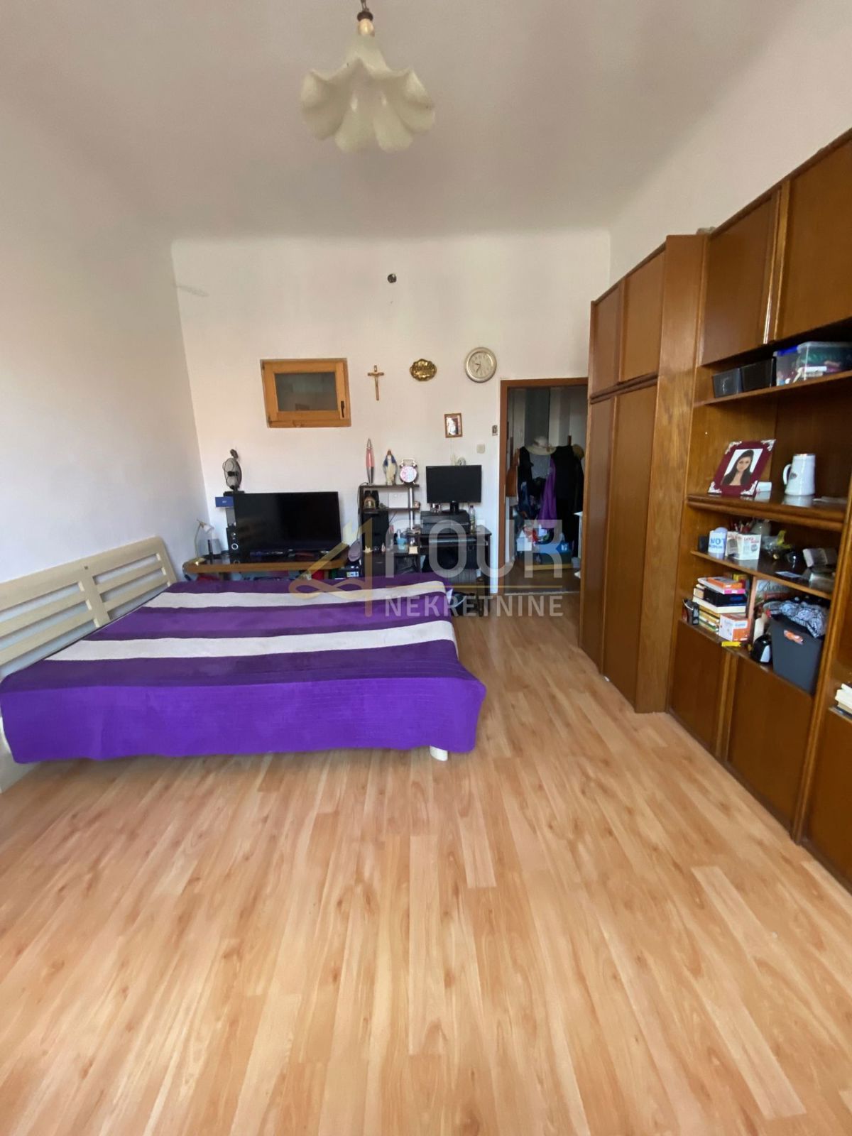 Centar, Rijeka, 72,73m2