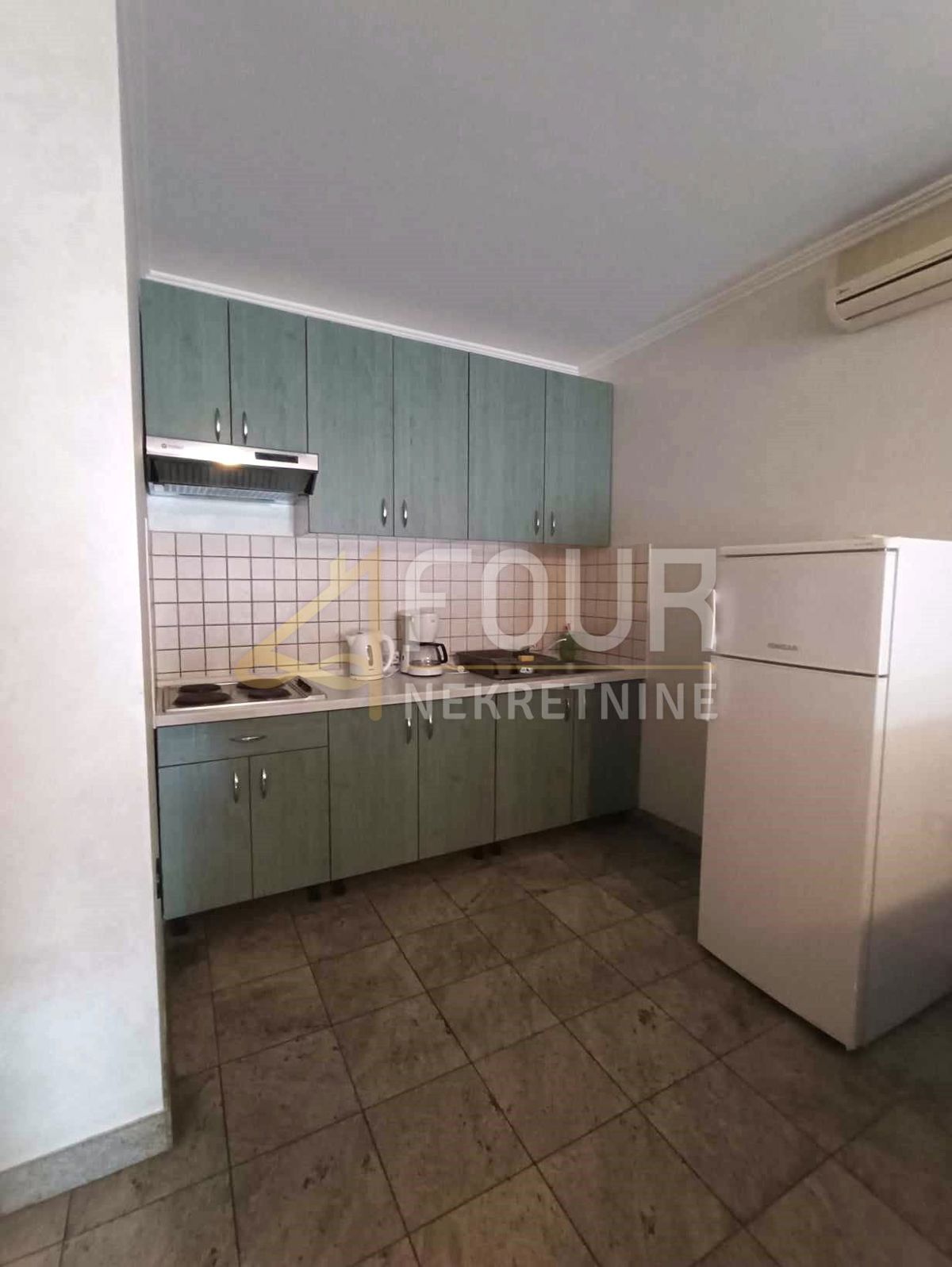 Opatija - Centar, Opatija, 1.020m2