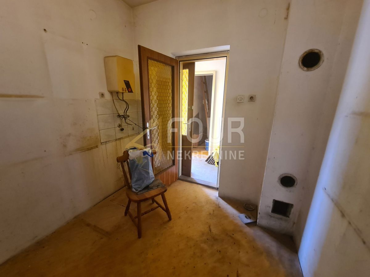 Drenova, Rijeka, 300m2