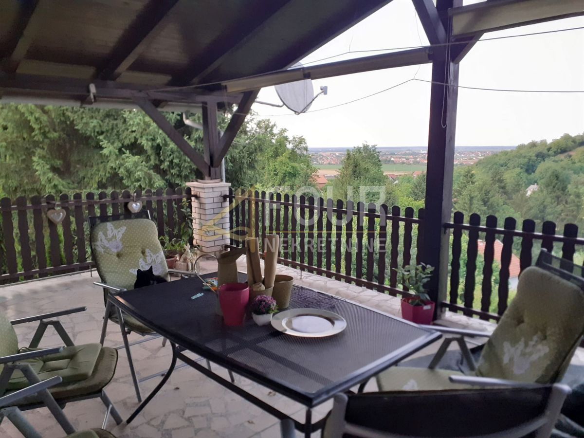 Centar, Virovitica, 320m2