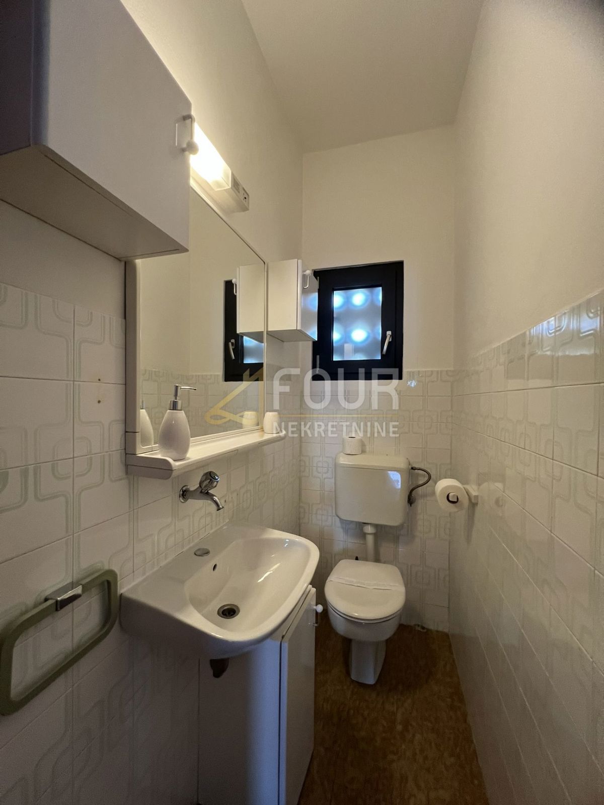 Dramalj, Crikvenica, 250m2