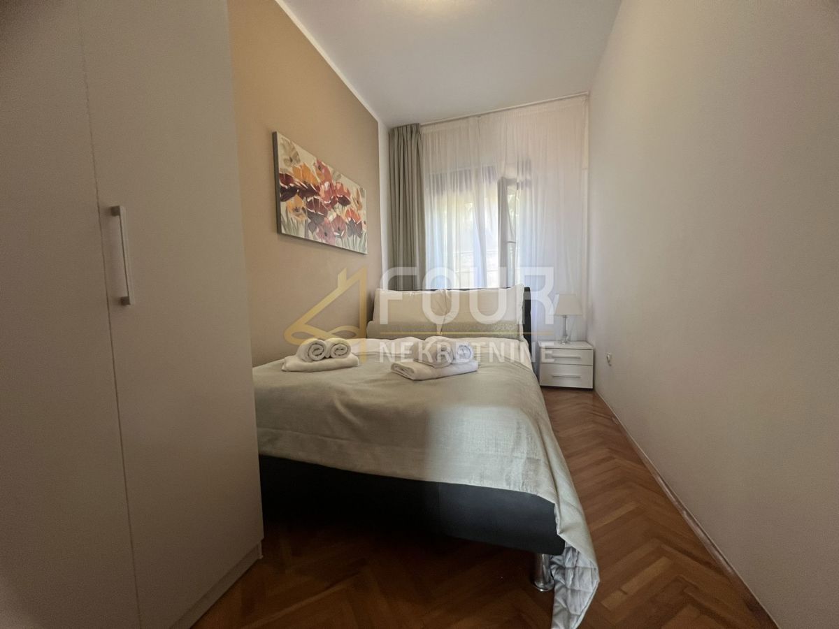 Dramalj, Crikvenica, 250m2