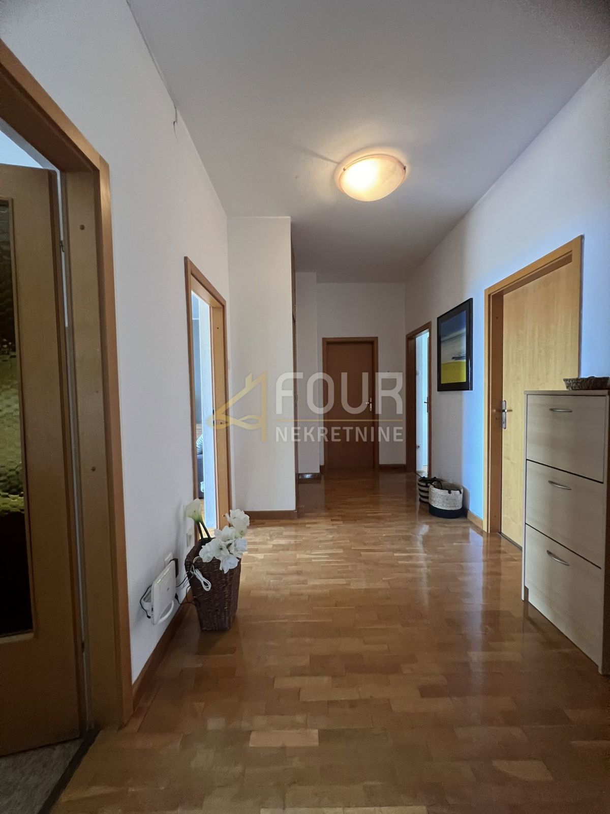 Dramalj, Crikvenica, 250m2