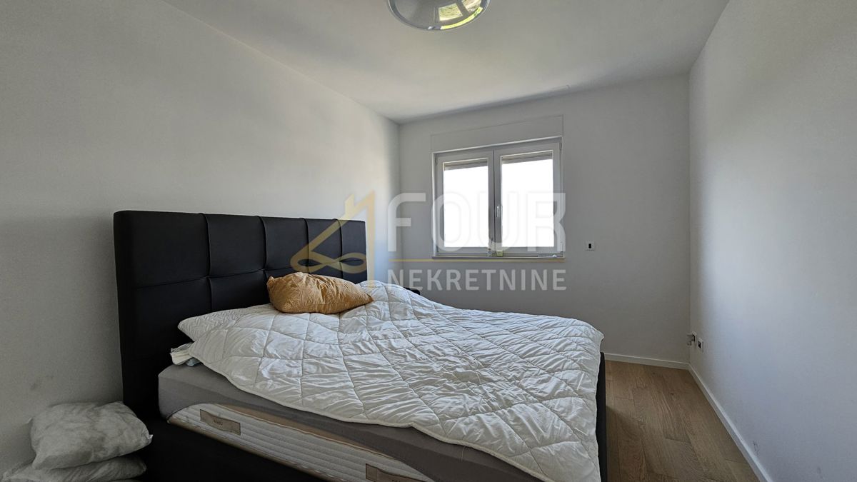 Martinkovac, Rijeka, 71m2