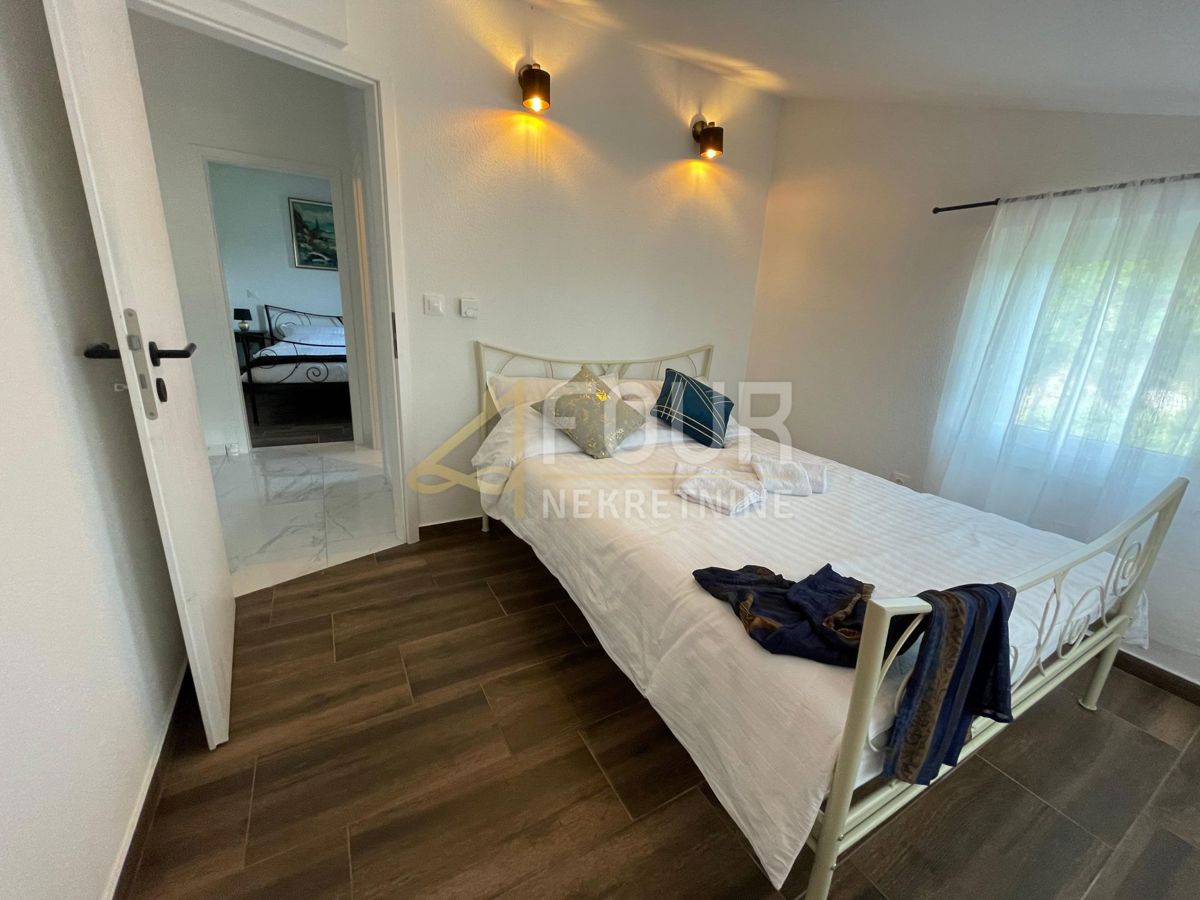 Mošćenička Draga, 250m2