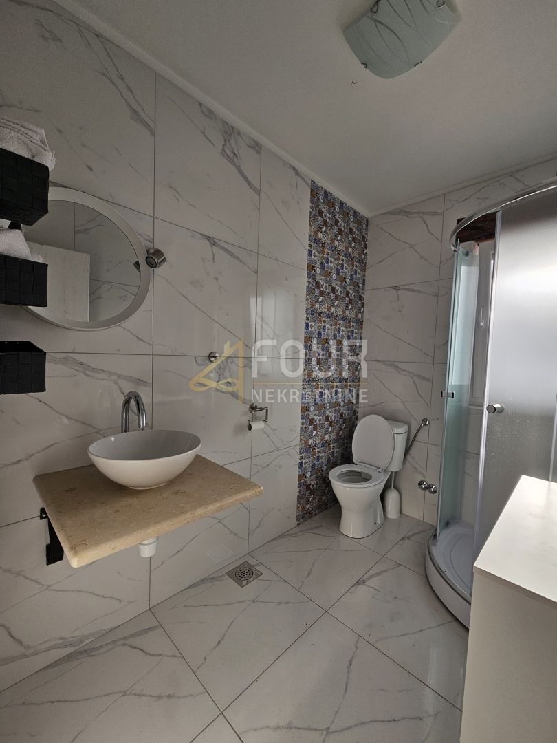 Mošćenička Draga, 250m2