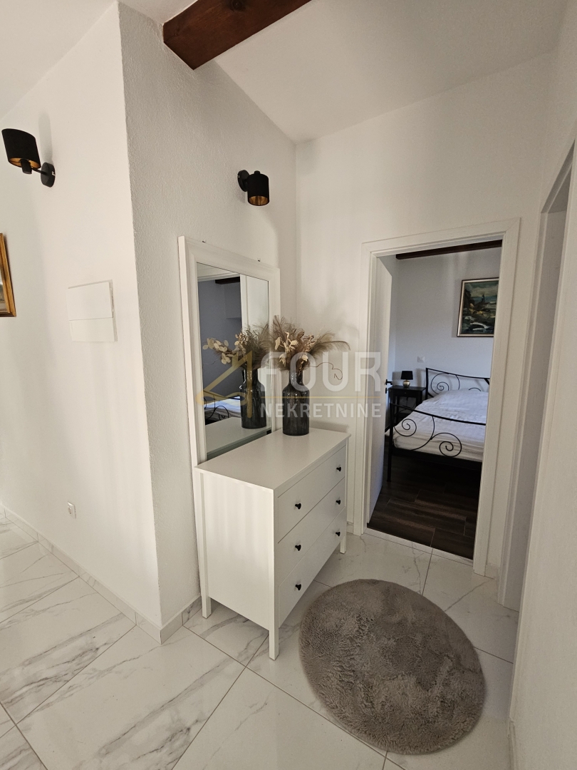 Mošćenička Draga, 250m2