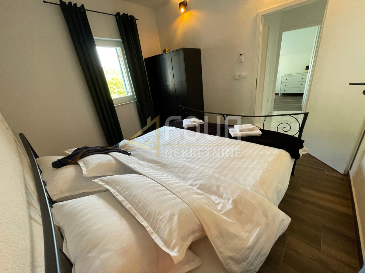 Mošćenička Draga, 250m2