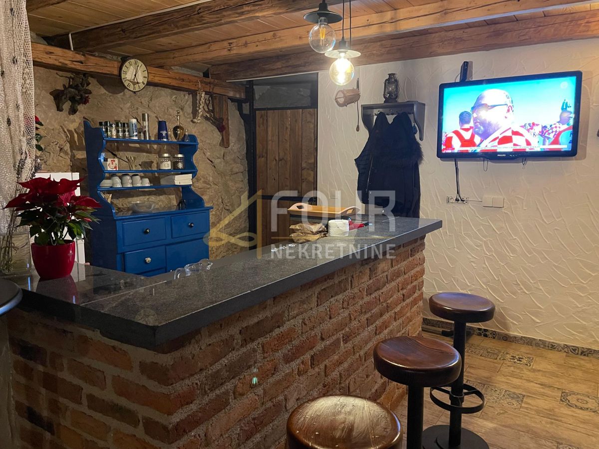 Mošćenička Draga, 250m2