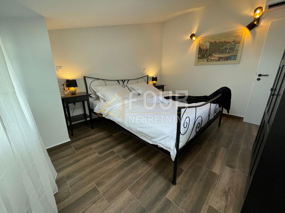 Mošćenička Draga, 250m2