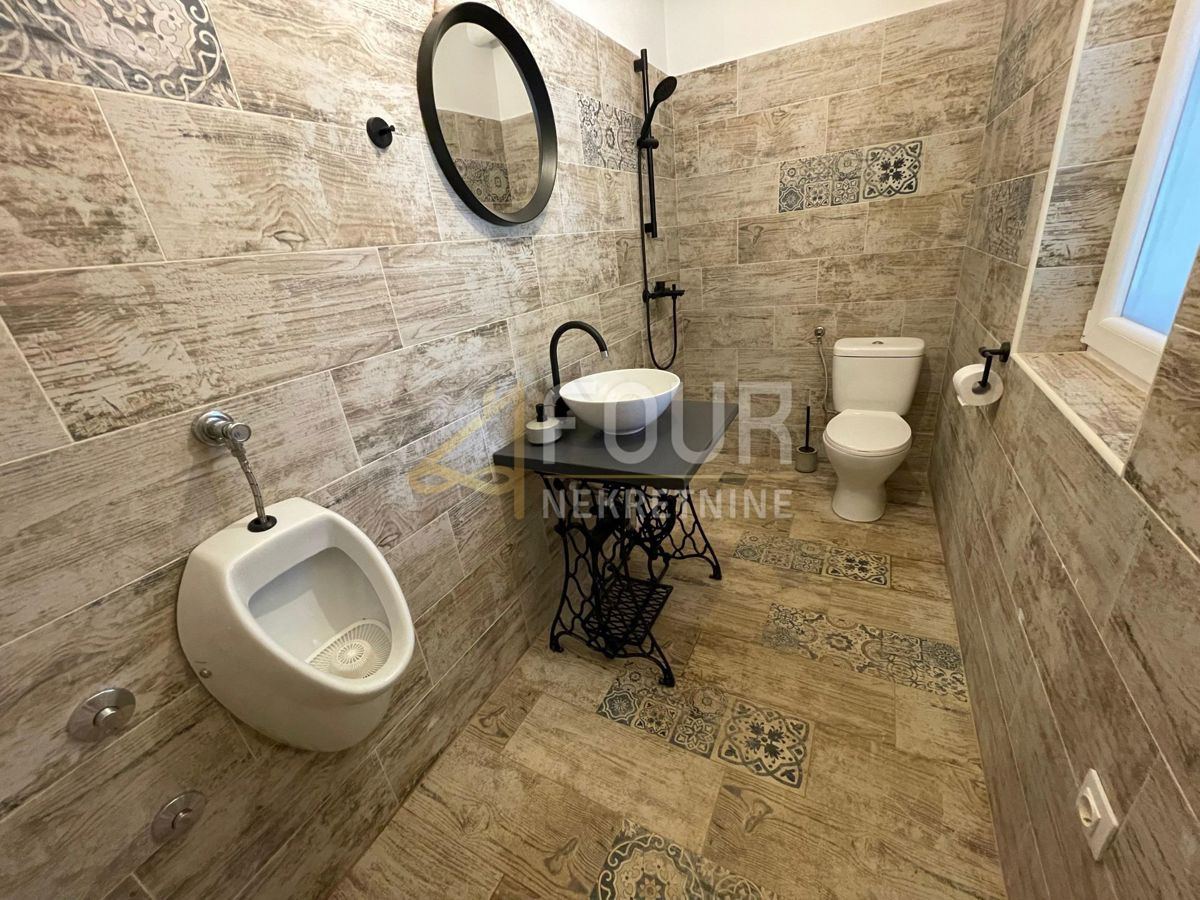 Mošćenička Draga, 250m2