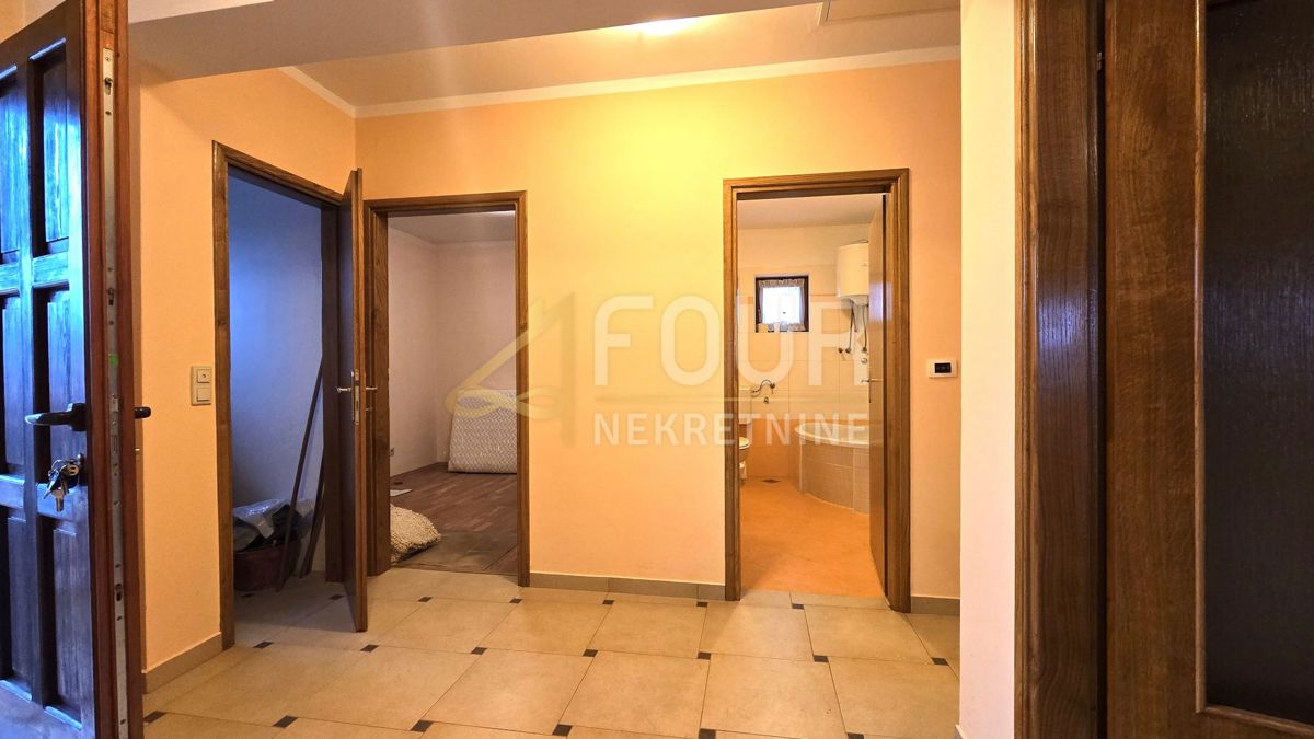 Marinići, Viškovo, 230m2