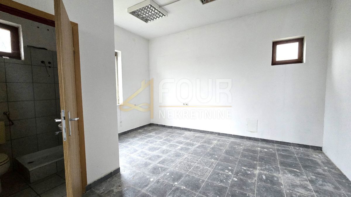 Marinići, Viškovo, 230m2