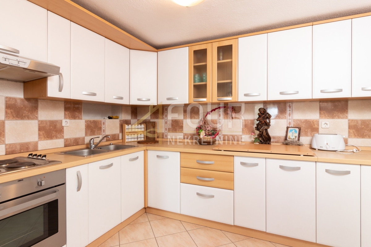Crikvenica, 309,60m2