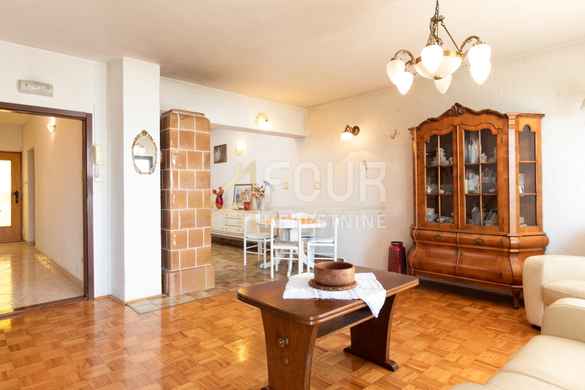 Crikvenica, 309,60m2