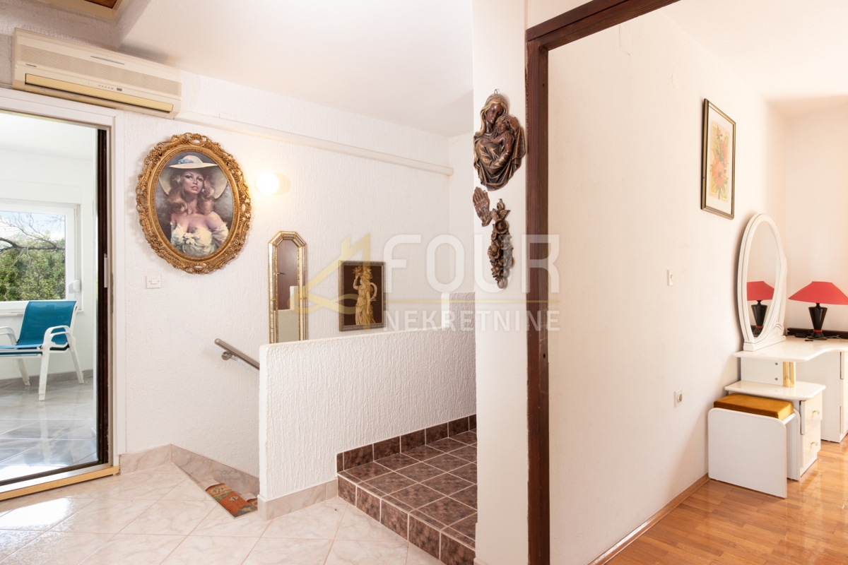 Crikvenica, 309,60m2
