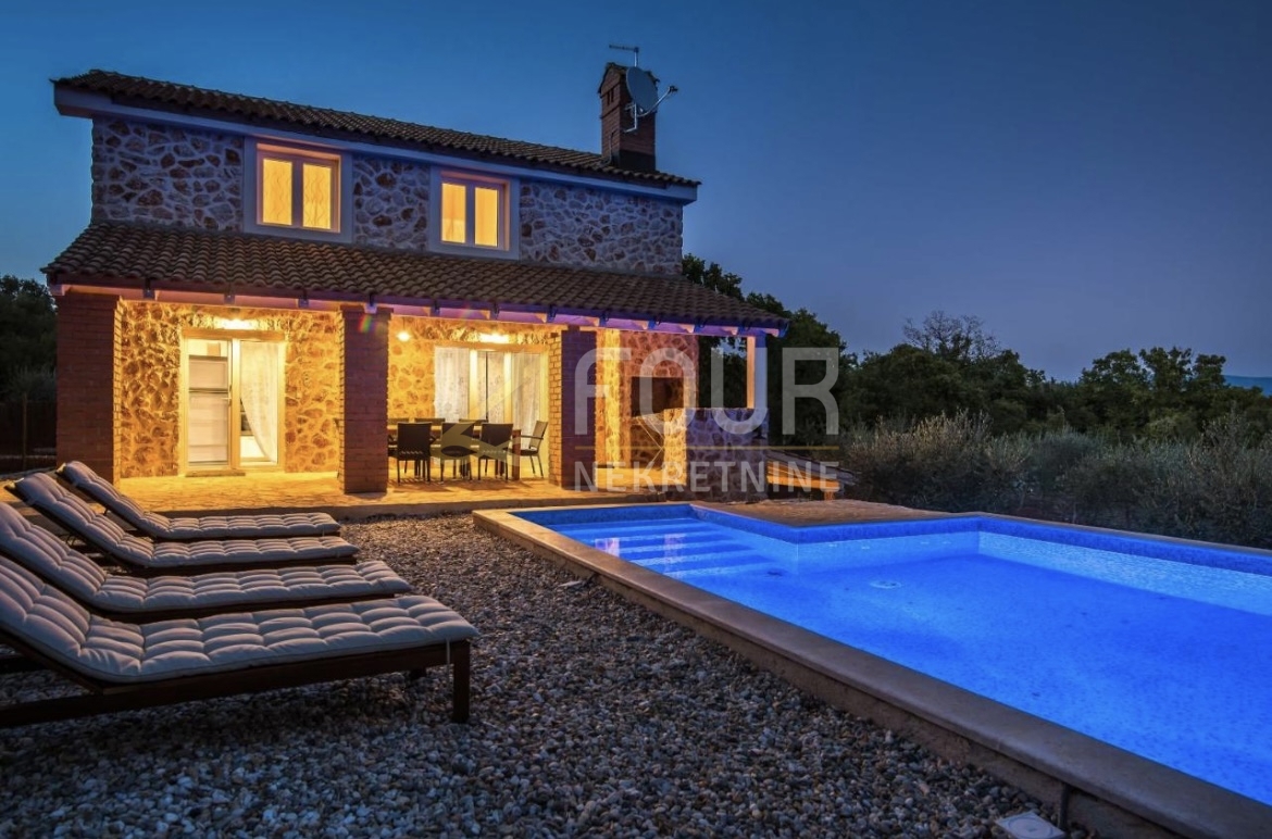 Risika, Vrbnik, 200m2