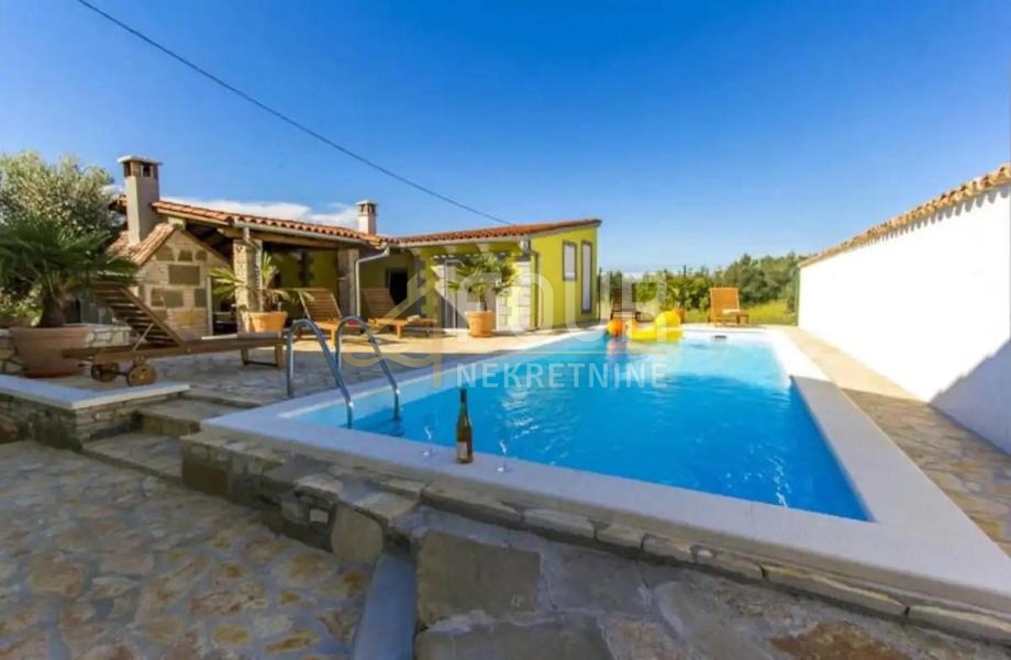 Veli vrh, Pula, 140m2