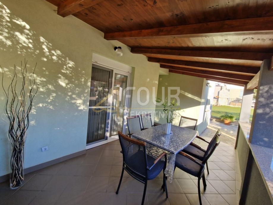 Veli vrh, Pula, 140m2