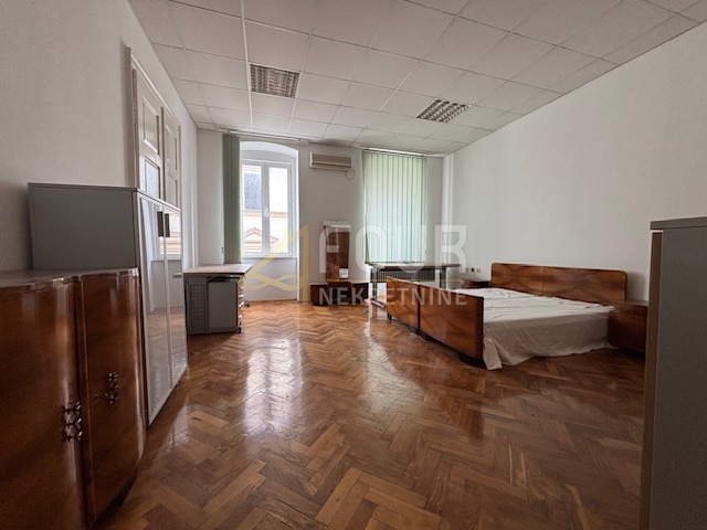 Centar, Rijeka, 112,25m2