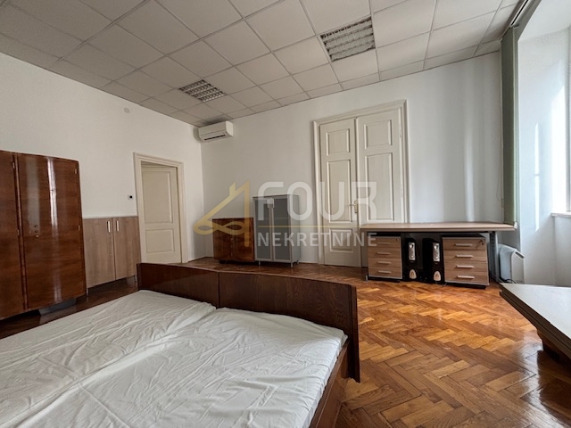 Centar, Rijeka, 112,25m2