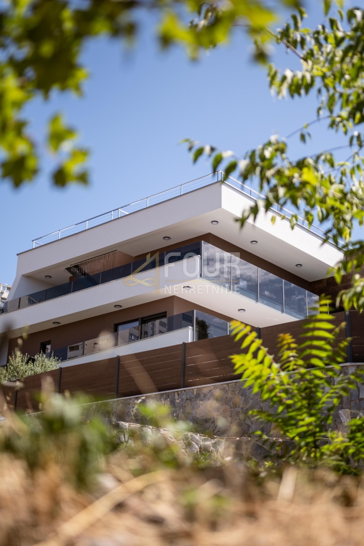 Kantrida, Rijeka, 164,82m2