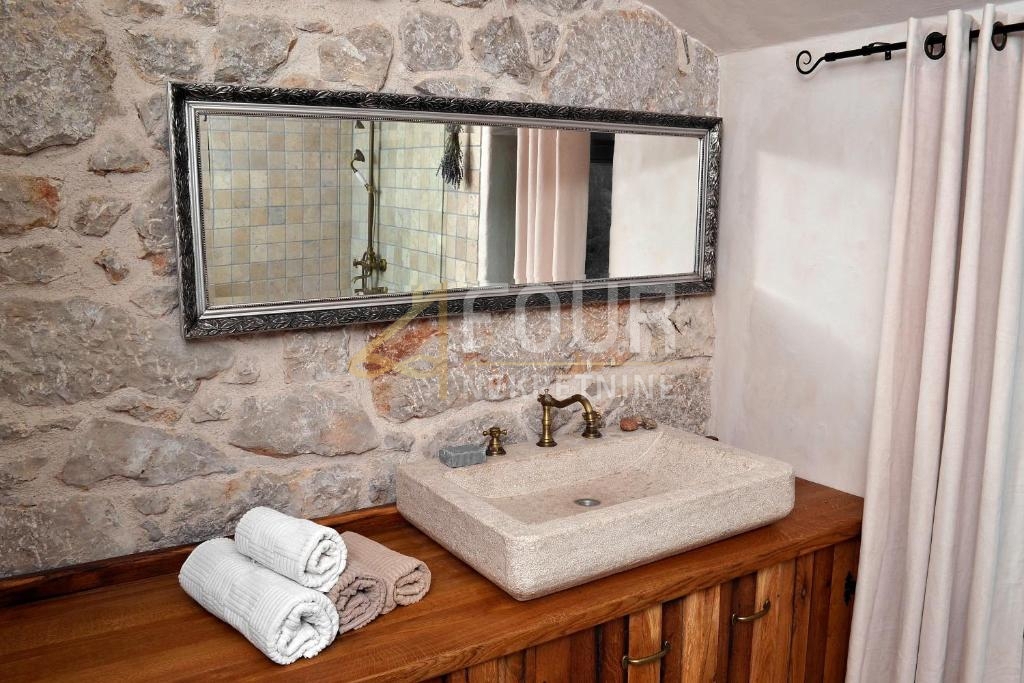 Malinska, Malinska-Dubašnica, 155m2