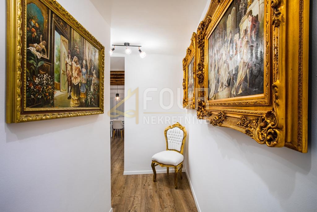 Centar, Rijeka, 74,35m2