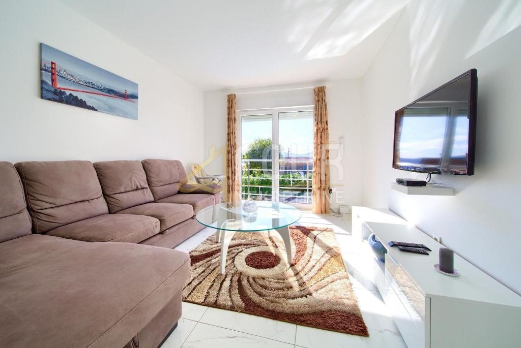 Linardići, Krk, 170m2