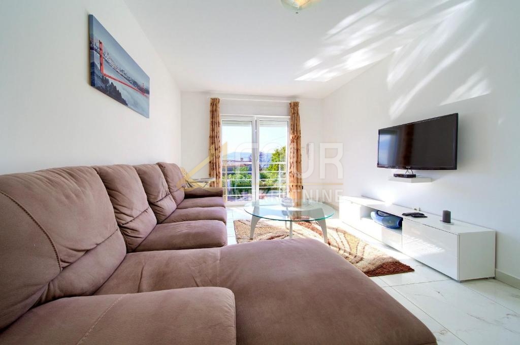 Linardići, Krk, 170m2