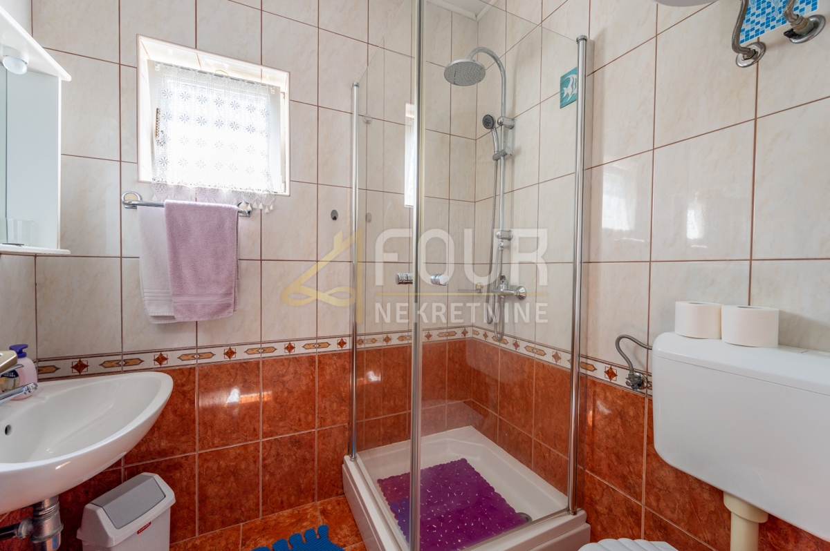 Valbandon, Fažana, 220m2