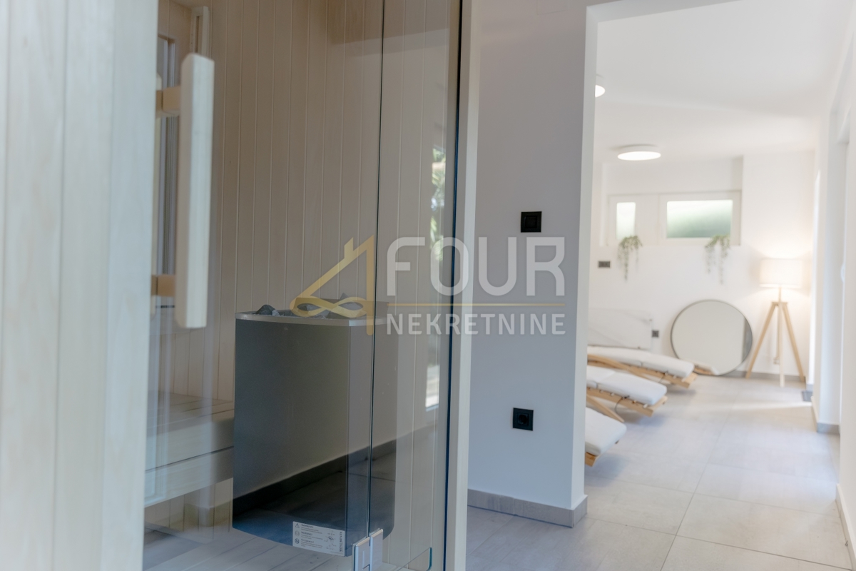 Opatija - Centar, Opatija, 242m2