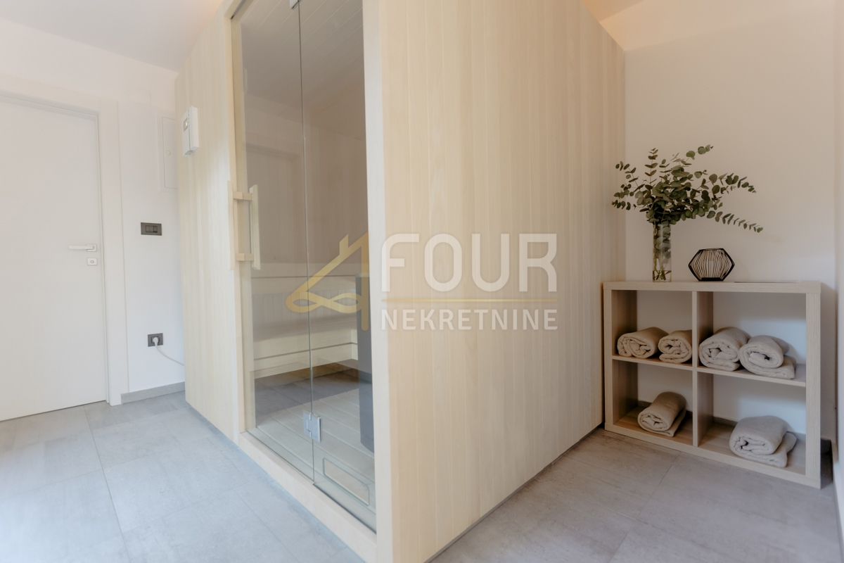 Opatija - Centar, Opatija, 242m2