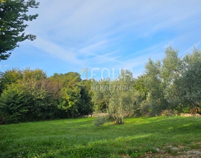 Malinska, Malinska-Dubašnica, 689m2