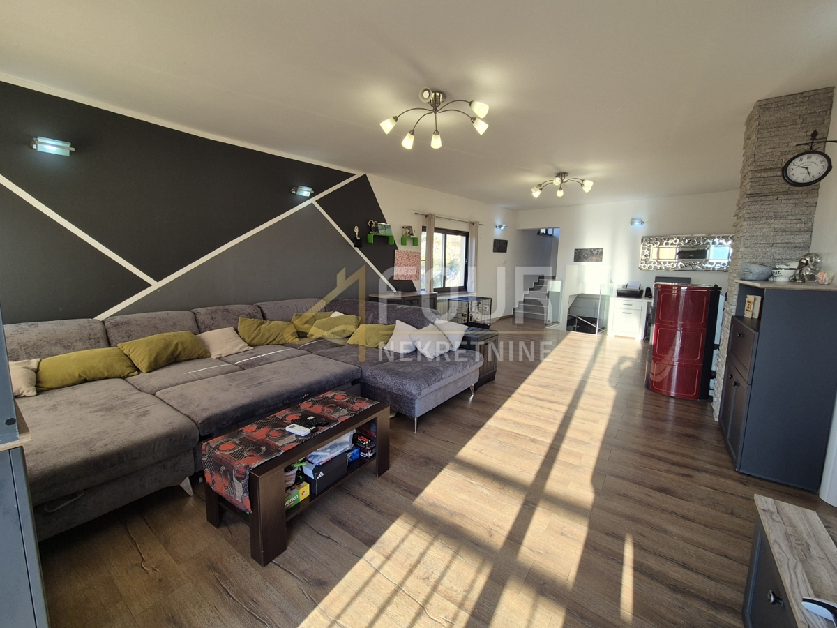 Cernik, Čavle, 180m2