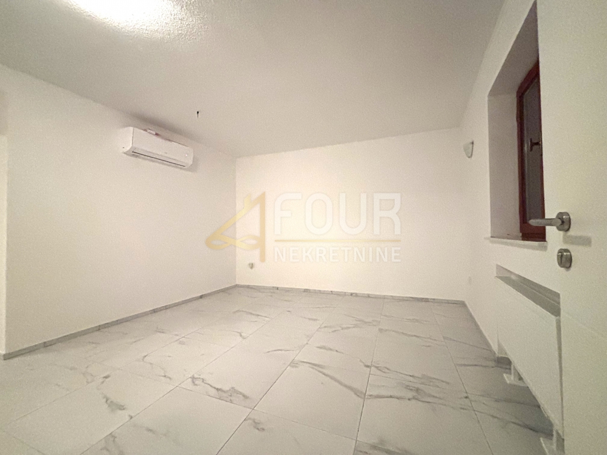 Novi Vinodolski, 174m2