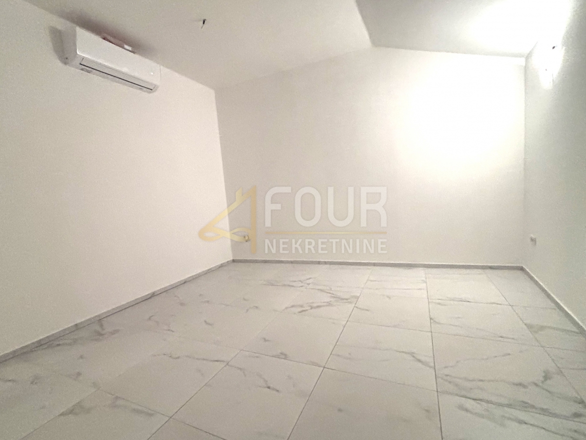 Novi Vinodolski, 174m2