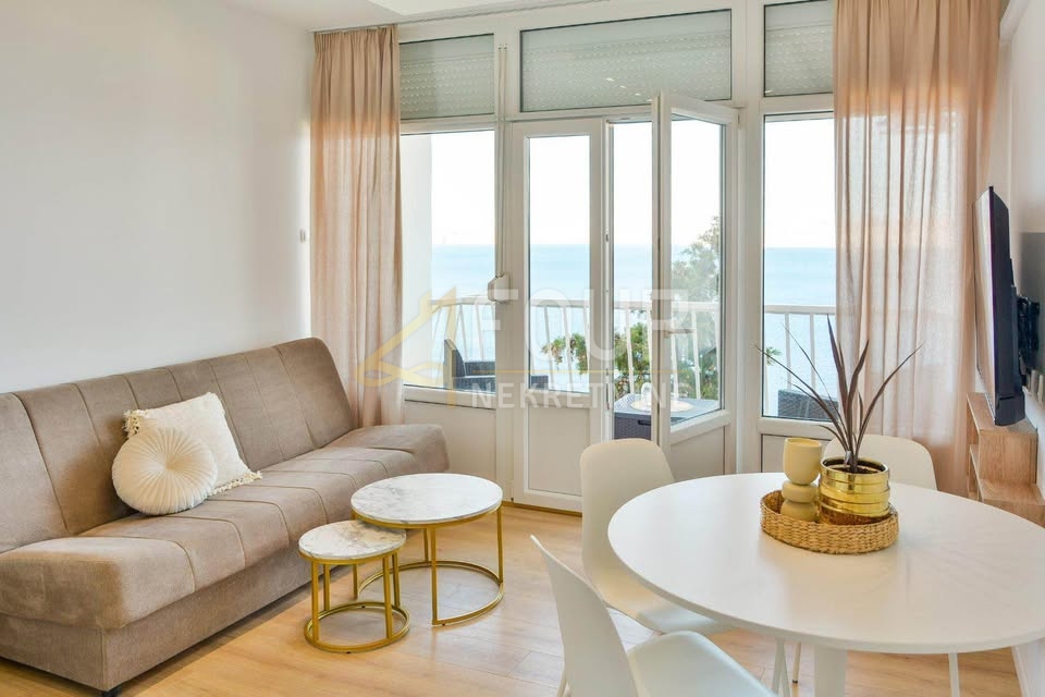 Senj, 1s+db, 40.05m2, loggia, vista mare