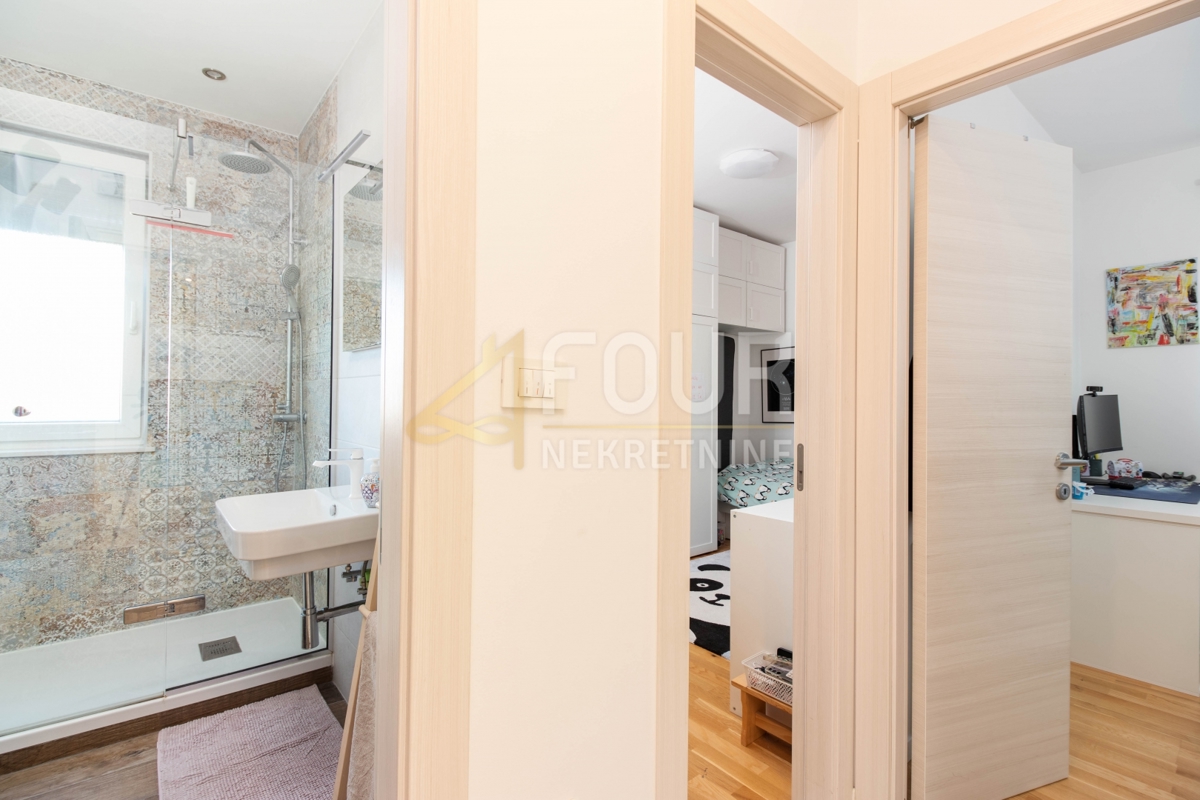 fiume, Turnić, 3s+db, 114.75m2, terrazza, vista sul mare