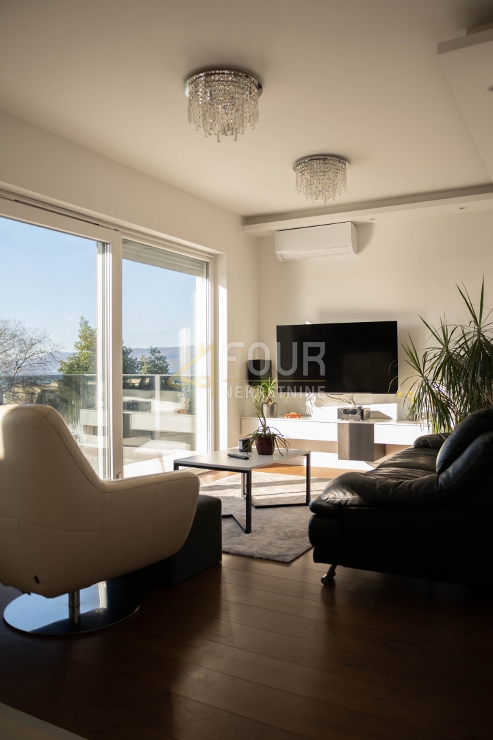 fiume, Turnić, 3s+db, 114.75m2, terrazza, vista sul mare
