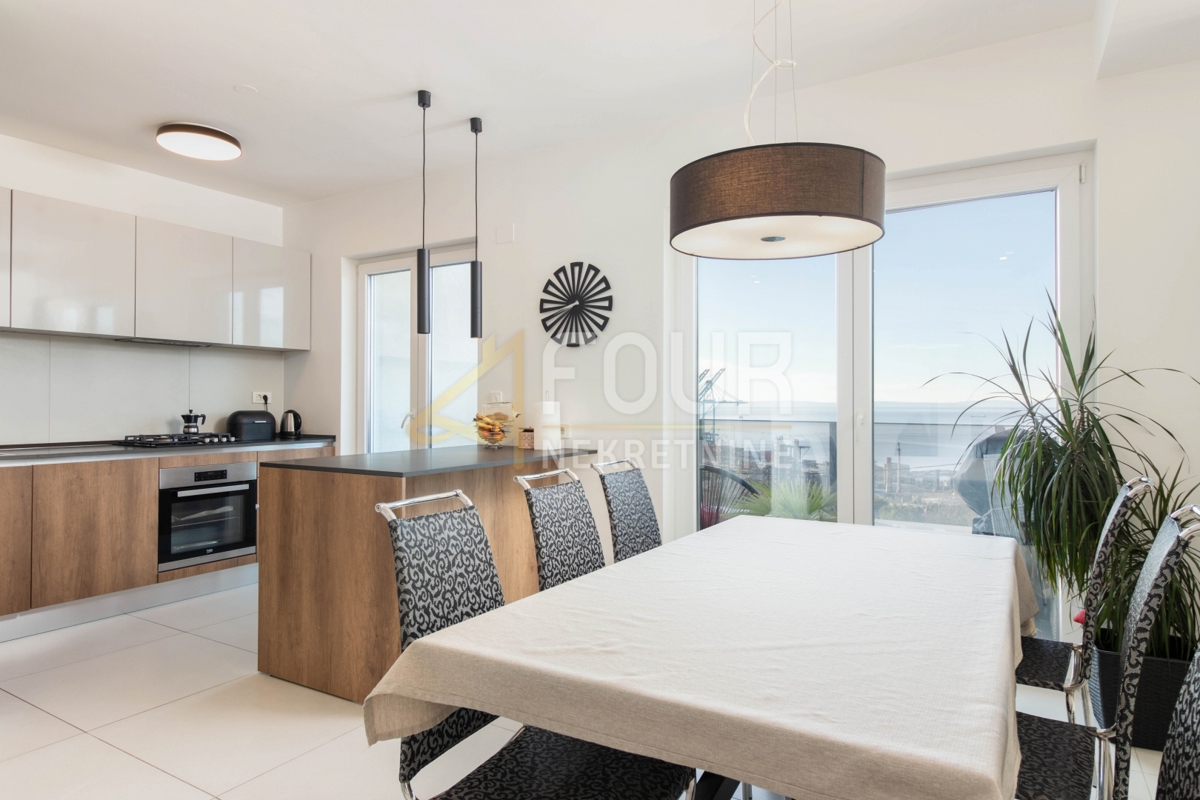 fiume, Turnić, 3s+db, 114.75m2, terrazza, vista sul mare