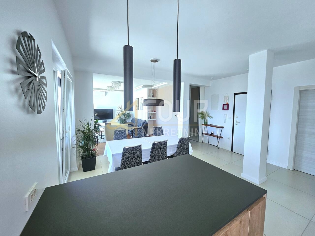 fiume, Turnić, 3s+db, 114.75m2, terrazza, vista sul mare