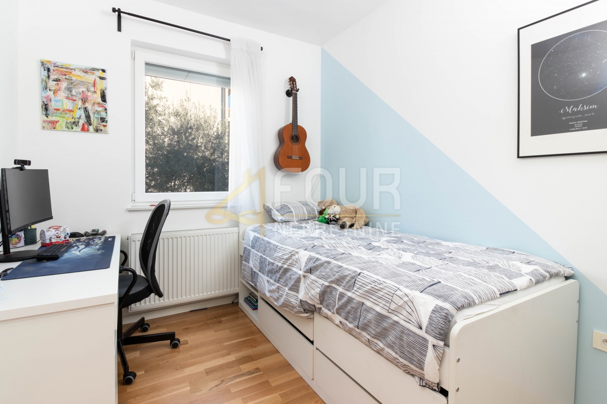 fiume, Turnić, 3s+db, 114.75m2, terrazza, vista sul mare