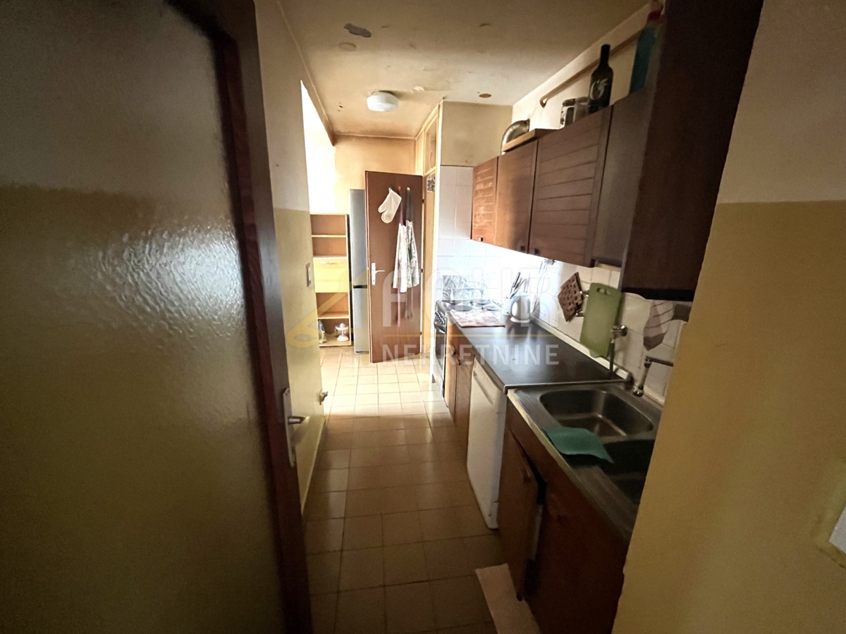 Centar, Pula, 88,32m2