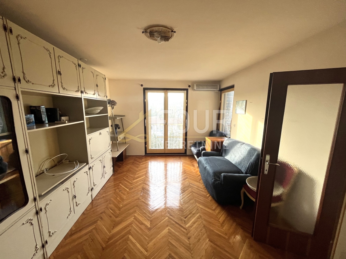 Centar, Pula, 88,32m2