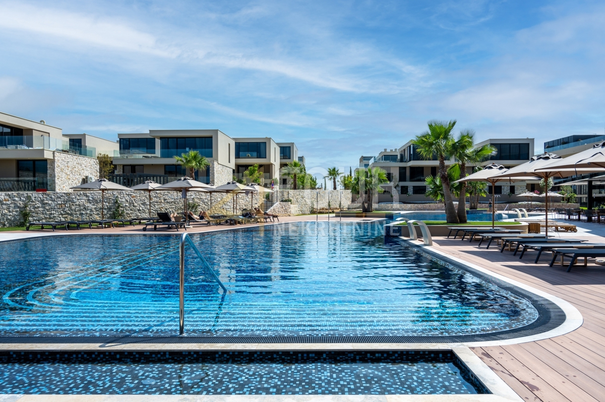 Istria, Umago - zona circostante, appartamento - resort di lusso, prima fila sul mare