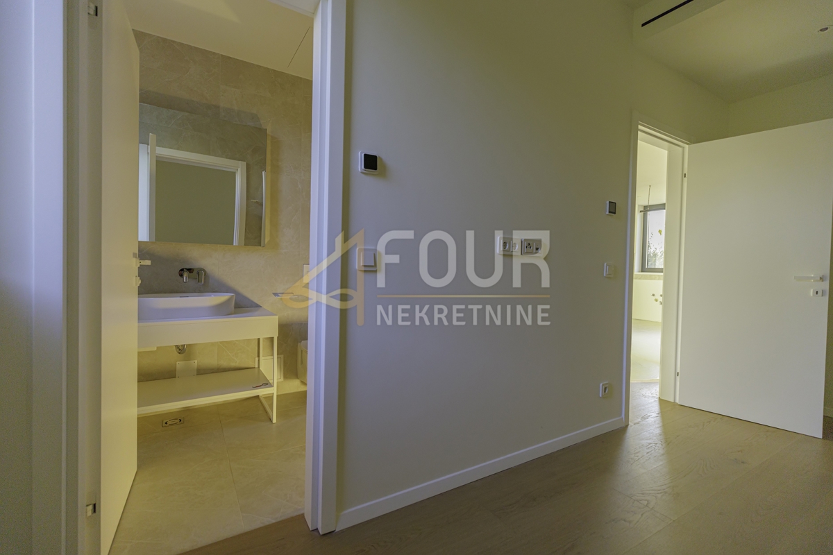 Istria, Umago - zona circostante, appartamento - resort di lusso, prima fila sul mare